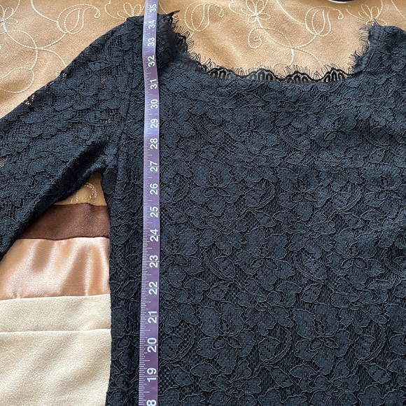 Diane Von Furstenberg Lace Dress (Size: 4) - Picture 15 of 15